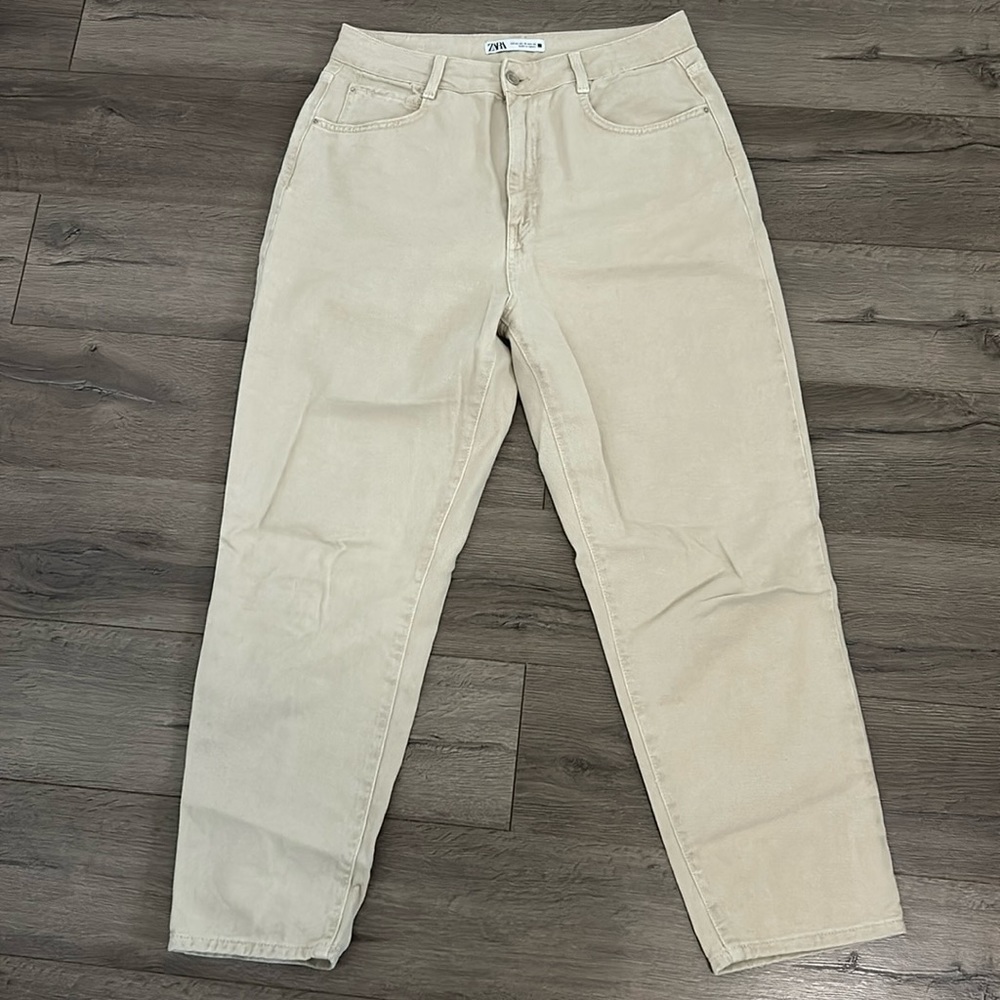 Zara Beige High-Rise Straight Jeans